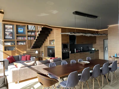 Pylon Residence Loft