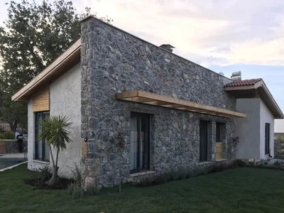 TA Evi
