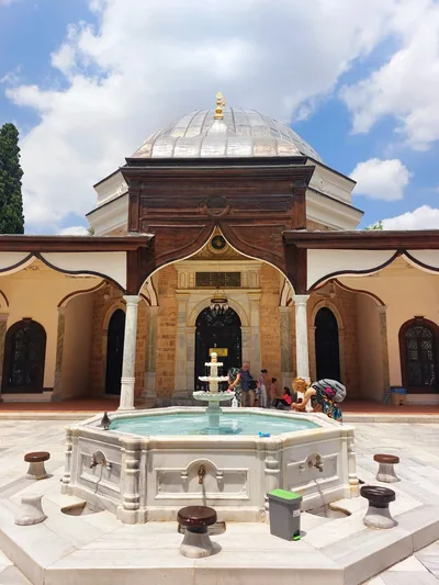 Emir Sultan Camii