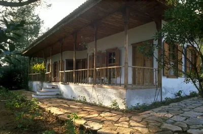 Nail Çakırhan Evi