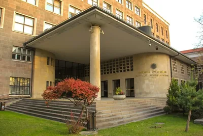 Ankara Üniversitesi Dil ve Tarih-Coğrafya Fakültesi