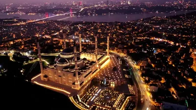 Büyük Çamlıca Camii