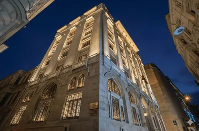 İş Bankası Galata Şubesi