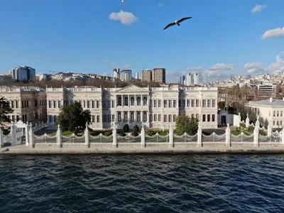 Dolmabahçe Resim Müzesi (Veliaht Dairesi)