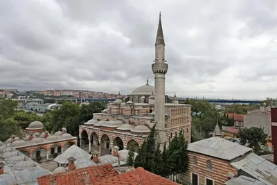 Zal Mahmud Paşa Camii ve Külliyesi